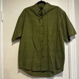 NWOT Men’s Medium Cactus Black Label Light Grey Crosshatch Green Button down.
